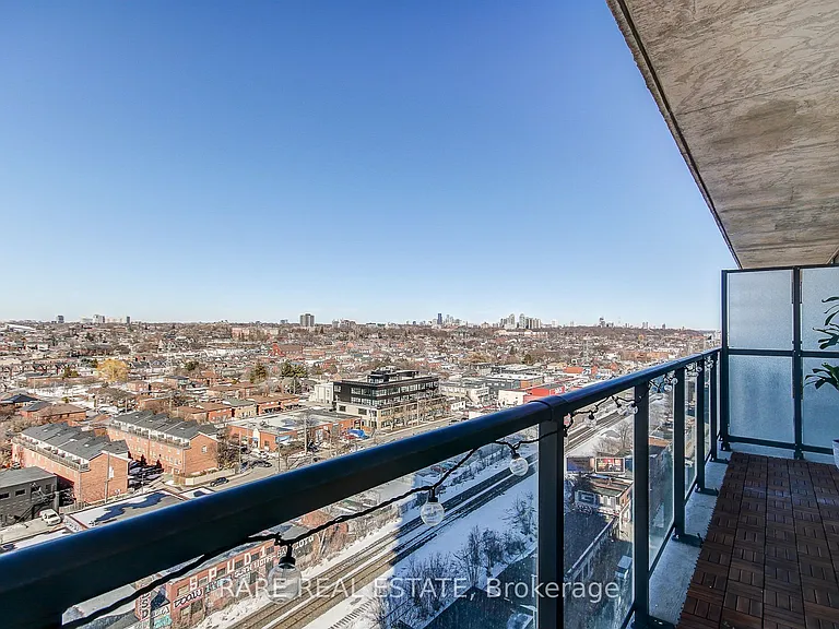 1285 Dupont St #1305 — Photo 32