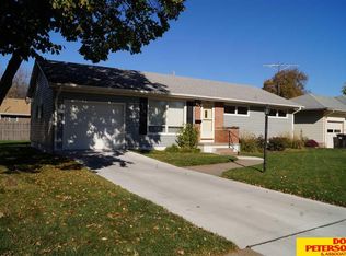 1404 E 20th St, Fremont, NE 68025