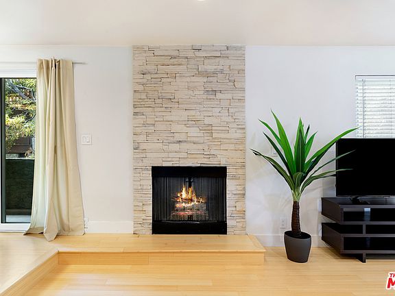 4th image of 1605 Armacost Ave APT 113
