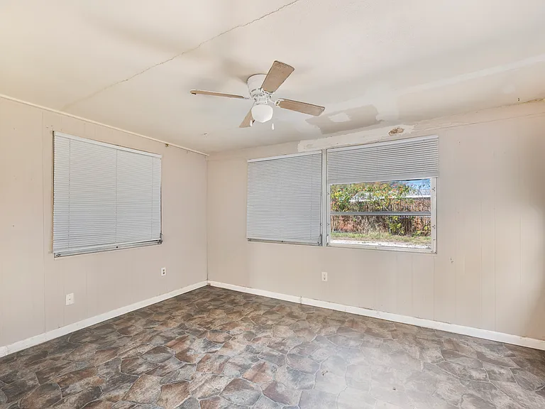 4719 Blossom Dr — Photo 18