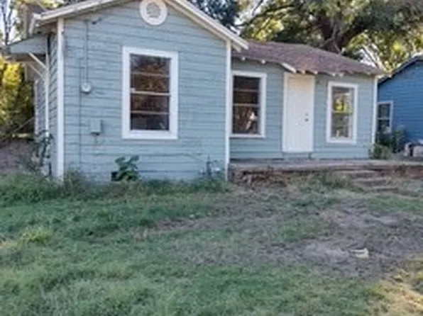 213 Nicholson St, Sulphur Springs, TX 75482