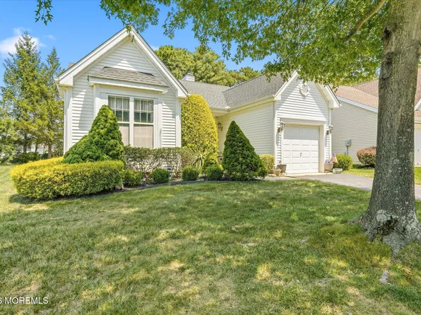 23 Jumping Brook Lane, Barnegat, NJ 08005