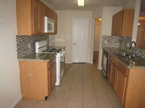 7822 Winding Creek Vw