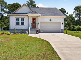 904 Sea Holly Court, New Bern, NC 28560