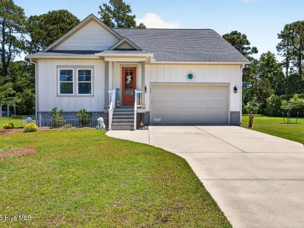 904 Sea Holly Court, New Bern, NC 28560