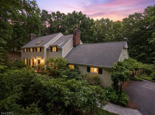 75 Green Hill Rd, Kinnelon Boro, NJ 07405