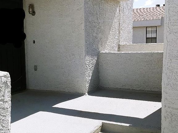 4th image of 9435 N 59th Ave #243