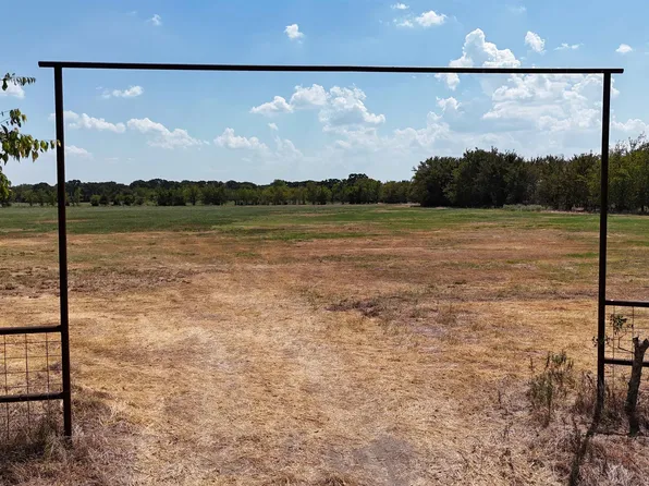 1 S Fm 148, Scurry, TX 75158