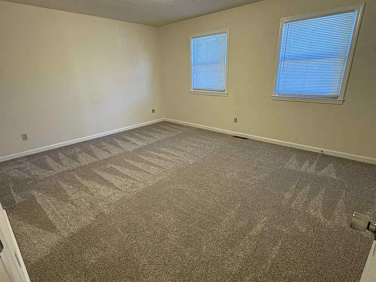 1730 Oshea St #2 — Photo 33