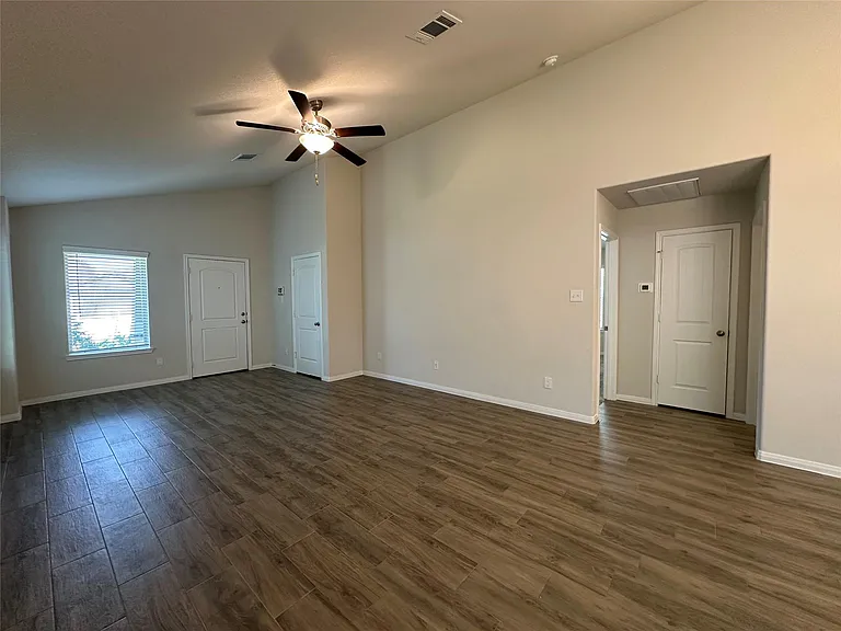 9953 Glenbrook Ln — Photo 7