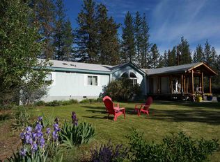 221 Potters Ln, Etna, CA 96027