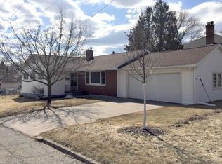 523 E C St, Iron Mountain, MI 49801