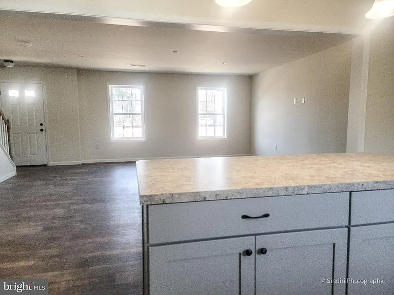 10 Skip Ln — Photo 8