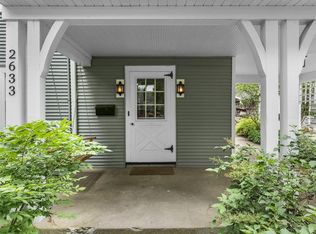 2633 Chamberlain Ave, Madison, WI 53705