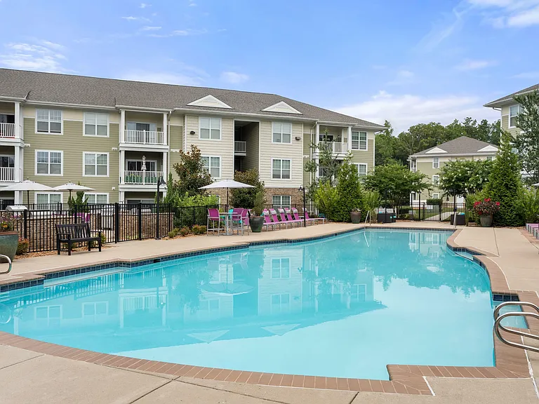Colony at Centerpointe - Pool