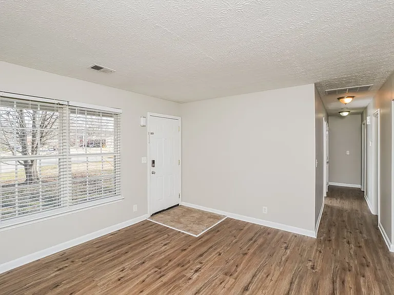 5510 Littleridge Dr — Photo 5