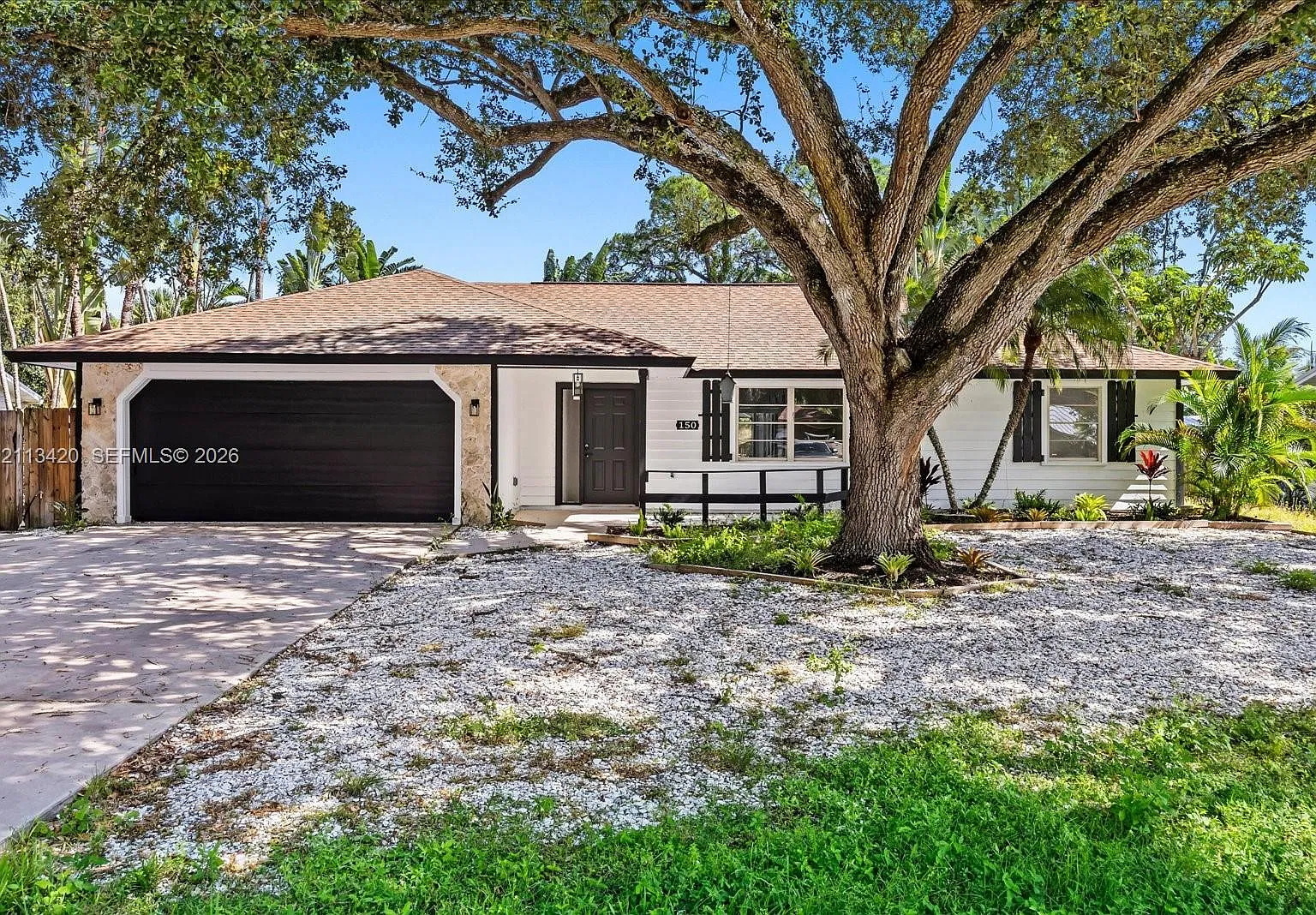 Indian River Heights Unit — Photo 1