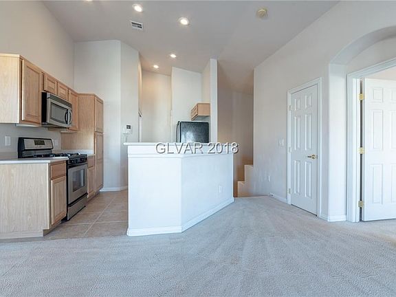 5th image of 1073 Pleasure Ln Unit 1