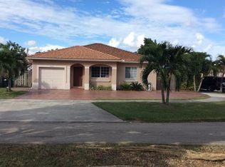 16243 SW 94th St, Miami, FL 33196