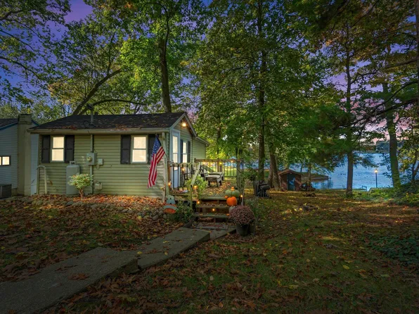 1320 Lane 110 West Otter Lk, Angola, IN 46703