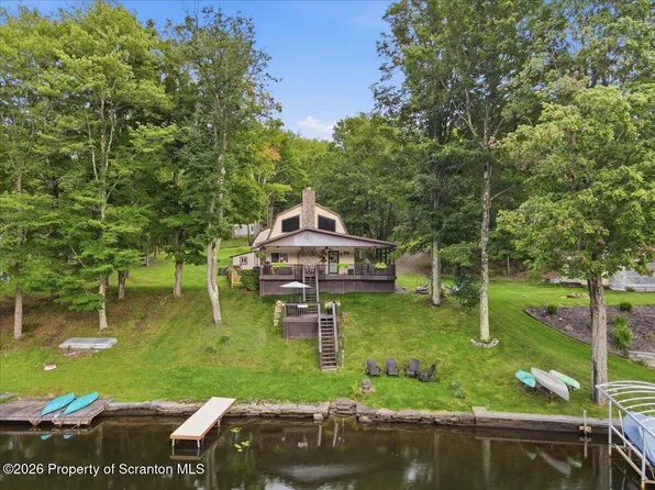 357 E Shore Dr, Susquehanna, PA 18847