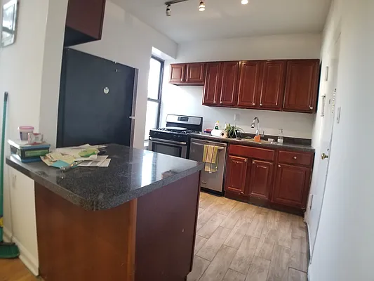 Rented by Oxford Property Group | media 7