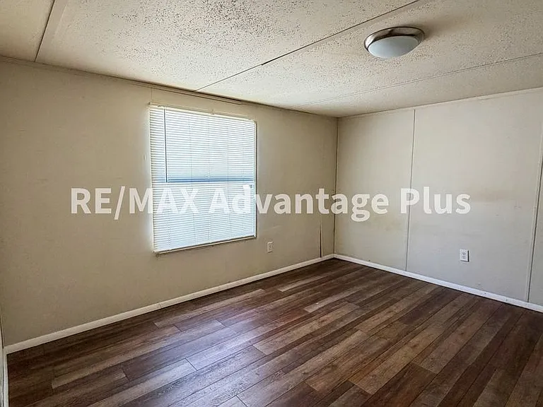 29 Oak Ln — Photo 6