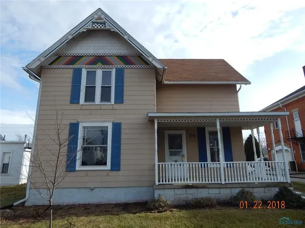 134 N Main St, Bradner, OH 43406
