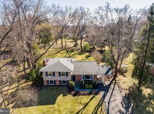 16811 Bethayres Rd, Rockville, MD 20855