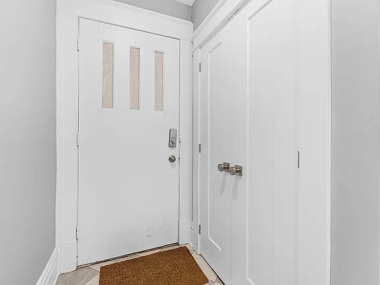 117 Hopewell Ave — Photo 35