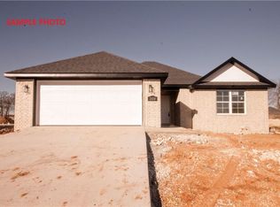 2593 Cassidy Ave, Springdale, AR 72764