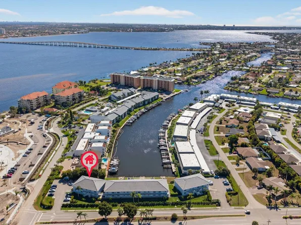 1950 Beach Pkwy APT 101, Cape Coral, FL 33904