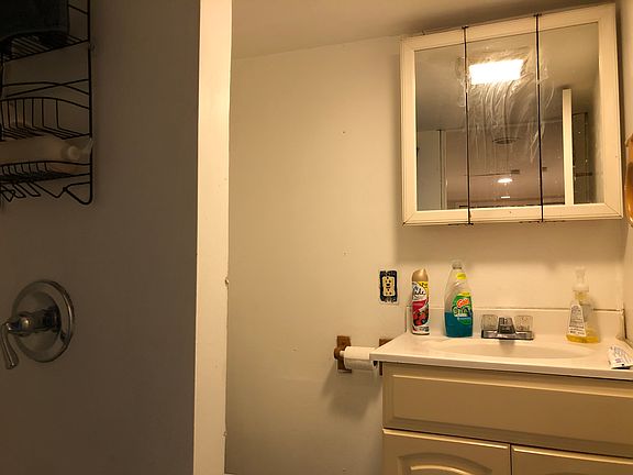 4th image of 126 Kearny Ave #1E