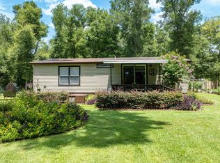 288 NE Hollywood Blvd, Mayo, FL 32066