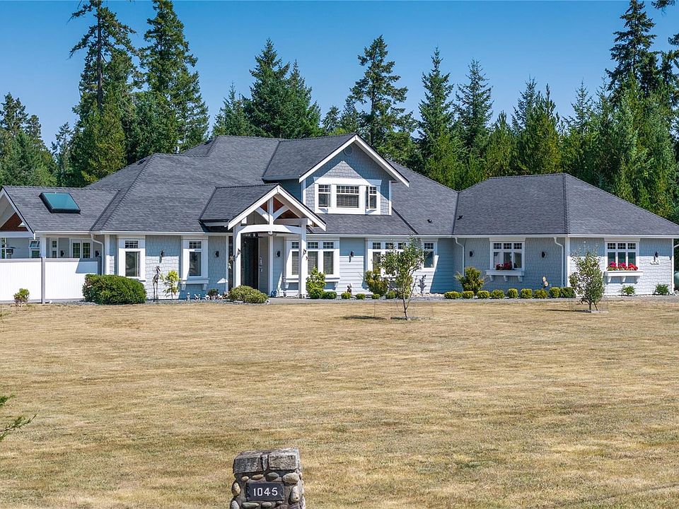 1st image of 1045 Matuka Dr