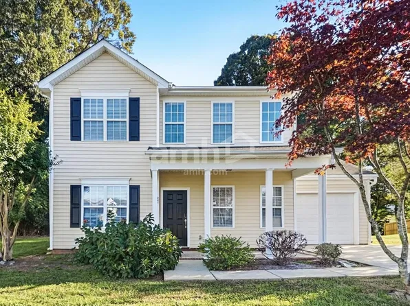 241 Brook Glen Dr, Mooresville, NC 28115