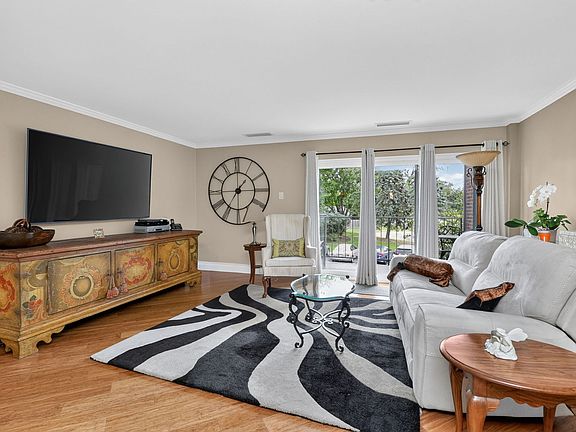 3rd image of 6585 Main St APT 202