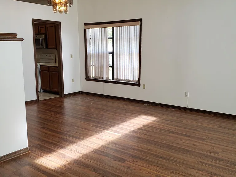 2575 Palm Lake Dr — Photo 18