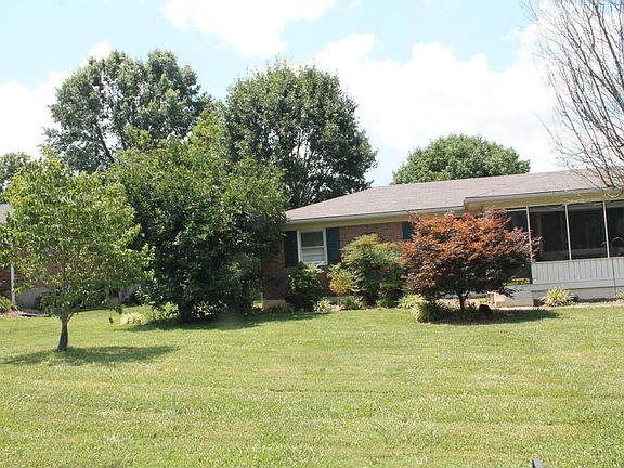 3rd image of 169 W Audubon Dr