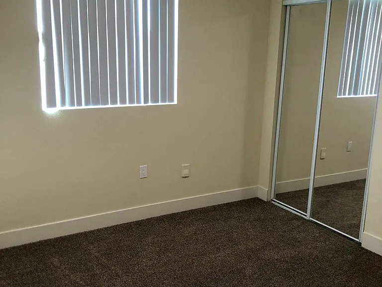6522 Denver Ave — Photo 15