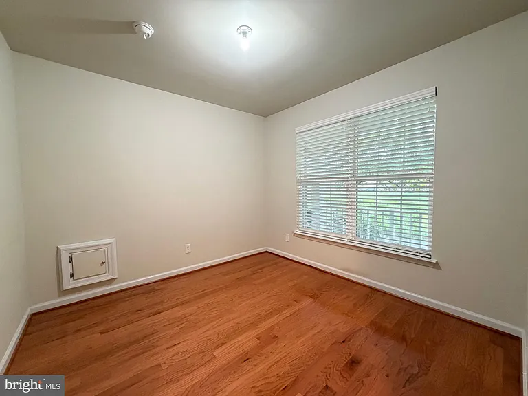 43524 Wheadon Ter — Photo 13