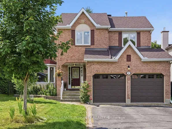 39 Beamish Cres, Ottawa, ON K2K 2R7