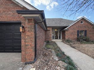 15517 Juniper Dr, Edmond, OK 73013