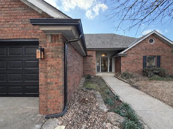 15517 Juniper Dr, Edmond, OK 73013