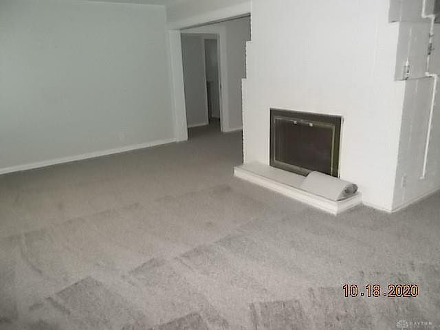 2nd image of 301 Summit St