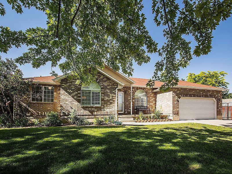 1st image of 4216 W Flat Creek Cir