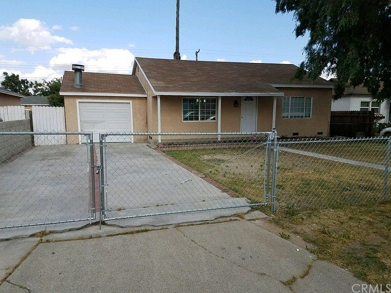 1st image of 9917 Larch Ave
