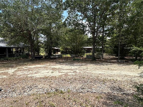 4th image of 3107 Bob Mathews St