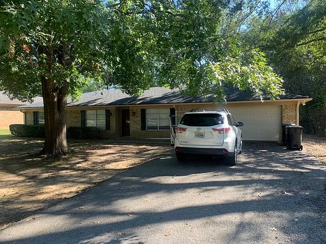 1902 Buccaneer Dr