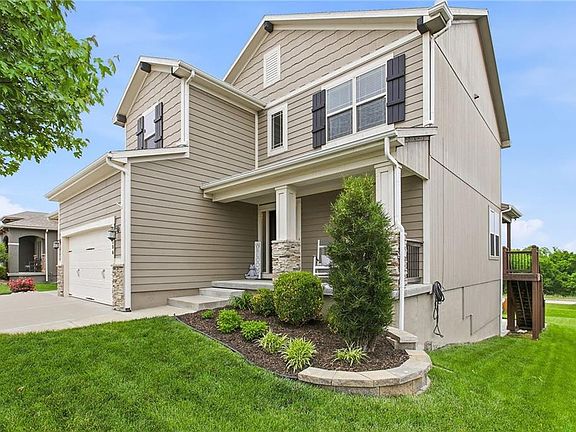 3rd image of 9206 NE 111th Pl